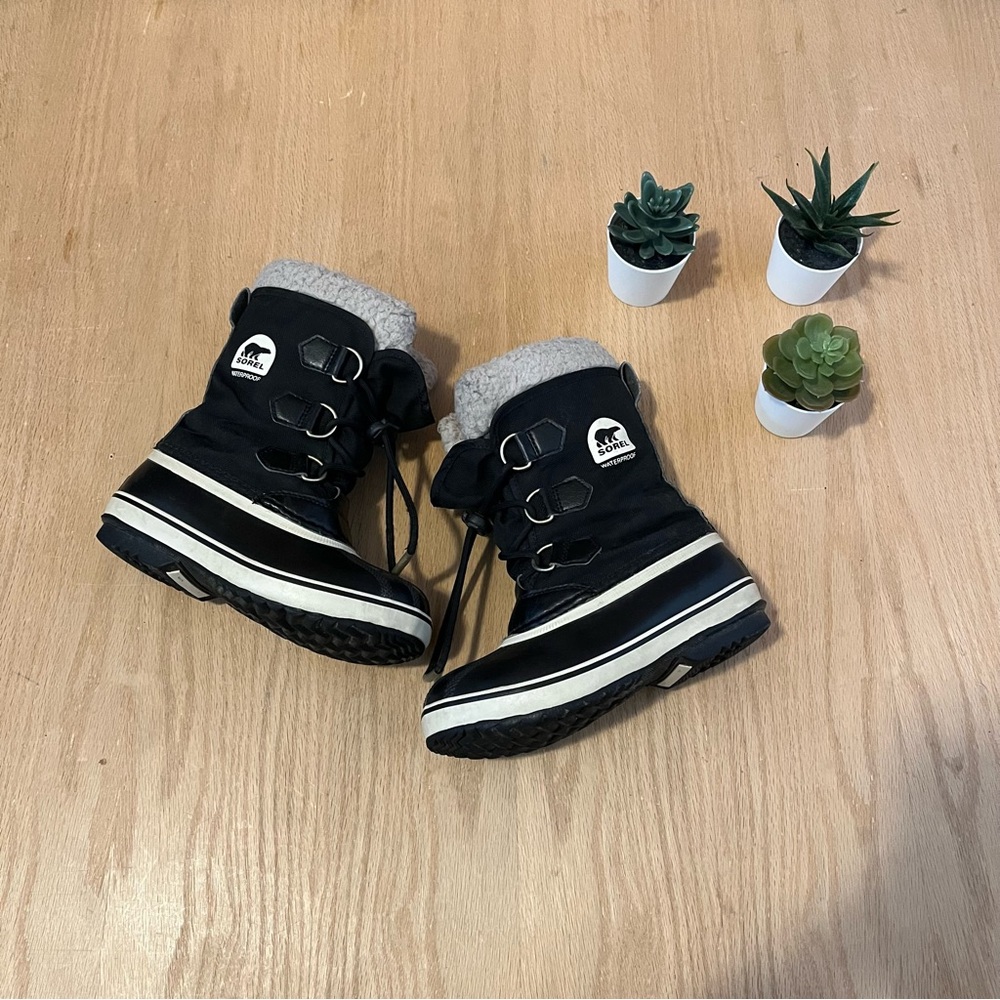 Sorel Yoot PAC Kids Winter Boots